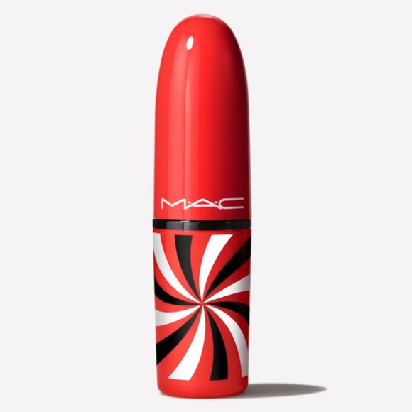 MAC • Hypnotizing Holiday Matte Lipstick ‘Magic Charmer’ - Picture 7 of 10